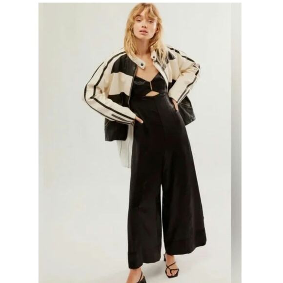 New FREE PEOPLE Abbie Jumpsuit SATIN $250 SIZE 2 Black SPECIAL OCCASION Wideleg - Picture 3 of 7